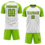 Camiseta de fútbol de sublimación de rayas verde-negra, personalizada, blanca y neón Camiseta de fútbol de sublimación de rayas verde-negra, personalizada, blanca y neón